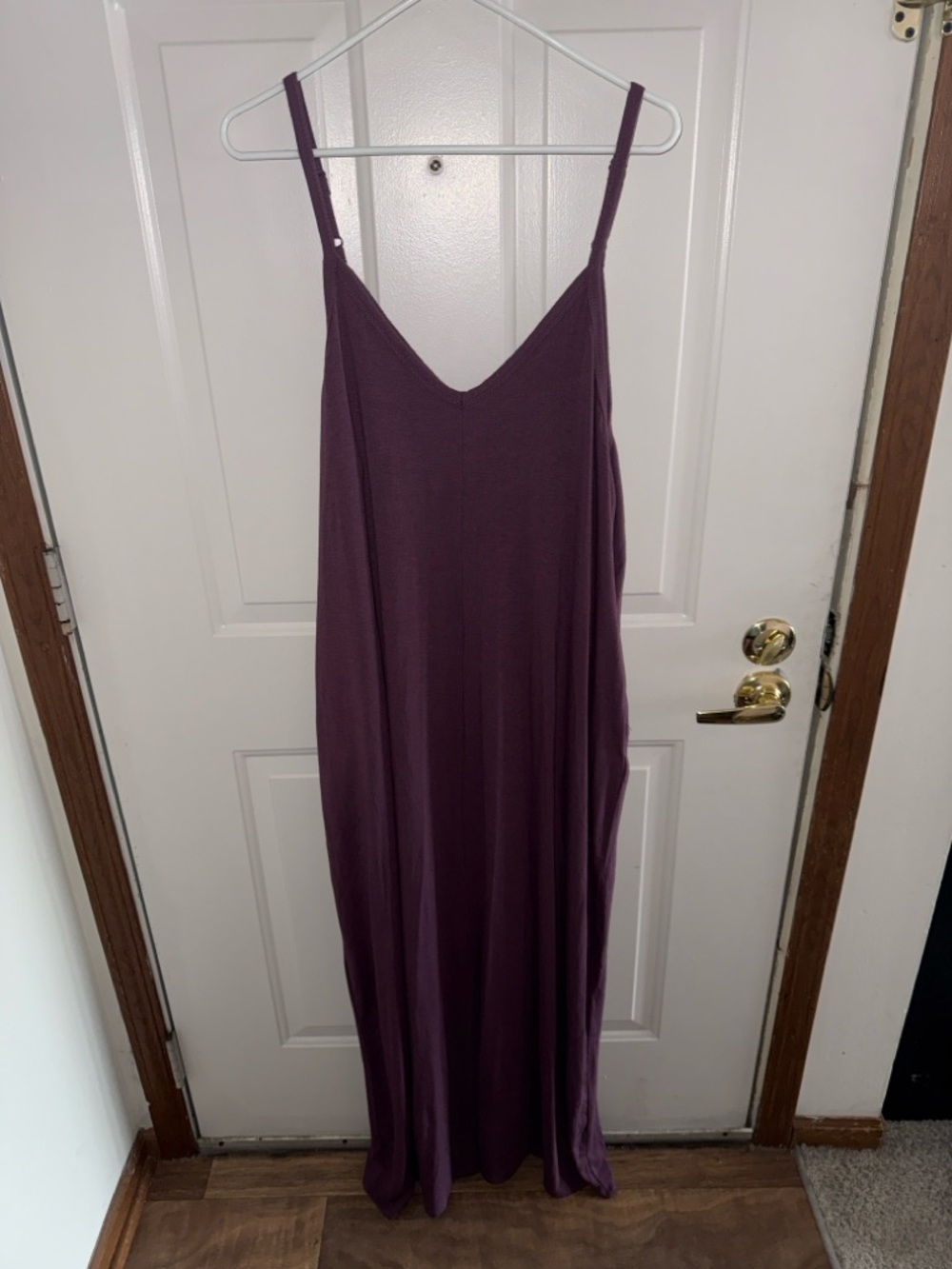 Women’s Sleeveless Maxi Dress in Plum